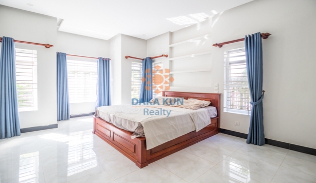 2 Bedrooms House for Rent in Siem Reap-Sala Kamreuk