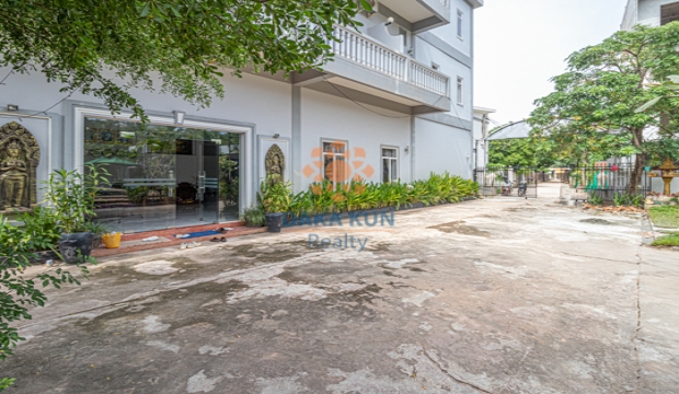 Boutique for Sale in Krong Siem Reap-Bakheng Rd