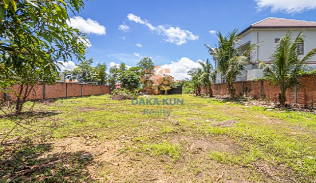 Urgent Sale Land near Sala Kamreuk-Siem Reap