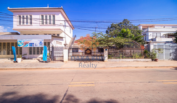 4 Bedrooms House for Rent in Krong Siem Reap-Svay Dangkum