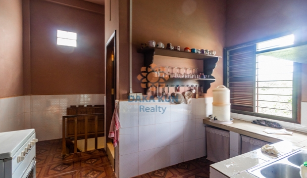 2 Bedrooms Wooden House for Rent in Siem Reap-Sala Kamreuk