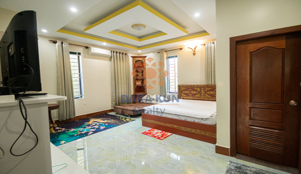 5 Bedrooms House for Rent in Krong Siem Reap-Svay Dangkum