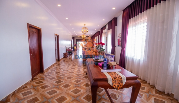 Urgent Sale, House in kandaek, Siem Reap