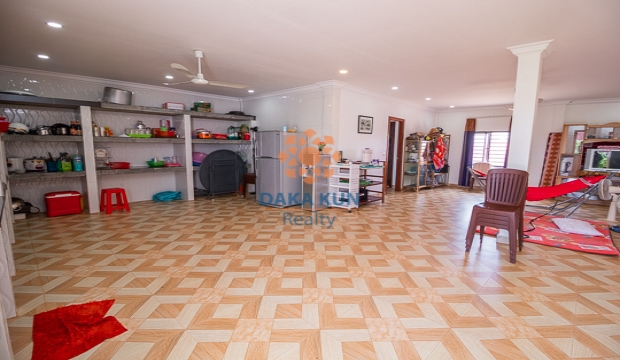 Urgent Sale, House in kandaek, Siem Reap