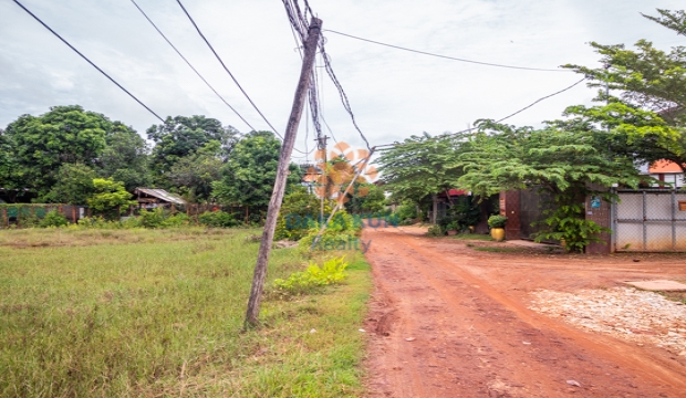 Urgent Sale Land near Sala Kamreuk-Siem Reap