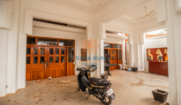 Boutique for Sale in Krong Siem Reap-Wat Bo