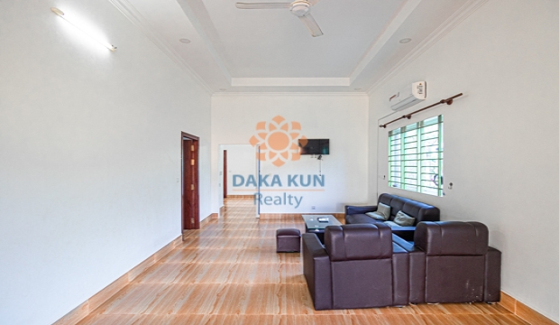 2 Bedrooms House for Rent in Krong Siem Reap-Sala Kamraeuk