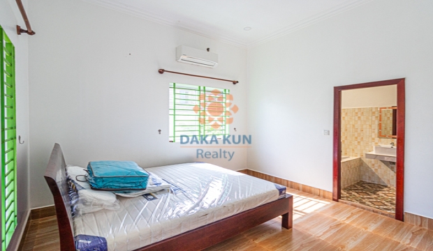 2 Bedrooms House for Rent in Krong Siem Reap-Sala Kamraeuk