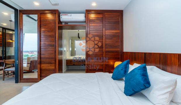 2 Bedrooms Apartment for Rent with Pool in Krong Siem Reap-Sala Kamreuk