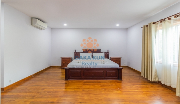 2 Bedrooms Villa for Rent in Siem Reap