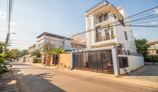 House for Sale in Krong Siem Reap-Wat Bo area