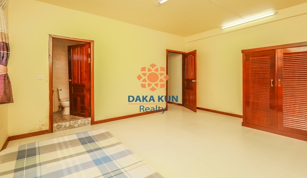 Commercial Building for Sale in Siem Reap-Svay Dangkum