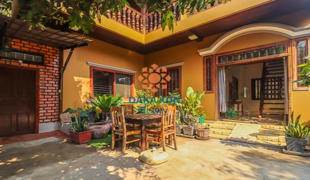 3 Bedrooms Wooden House for Rent in Siem Reap-Sala Kamreuk