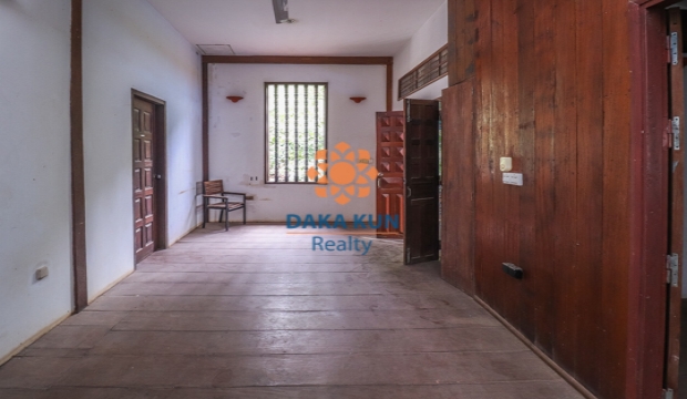 5 Bedrooms House for Rent in Siem Reap city-Riverside