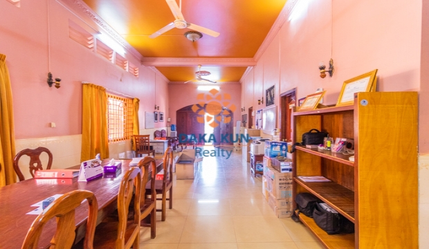 5 Bedrooms House for Rent in Siem Reap city-Sala Kamreuk