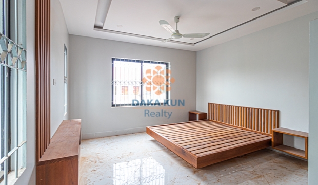 4 Bedrooms House for Sale in Krong Siem Reap-Wat Bo area