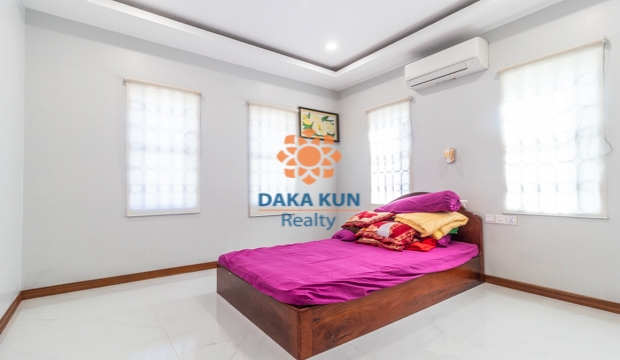 4 Bedrooms House for Rent in Siem Reap city-Svay Dangkum