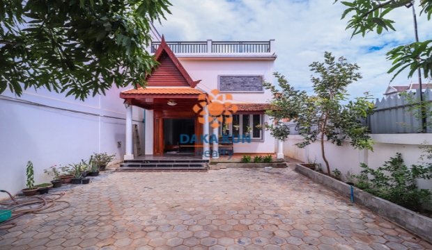 2 Bedrooms House for Rent in Siem Reap-Sala Kamreuk