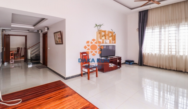 2 Bedrooms House for Rent in Siem Reap-Sala Kamreuk