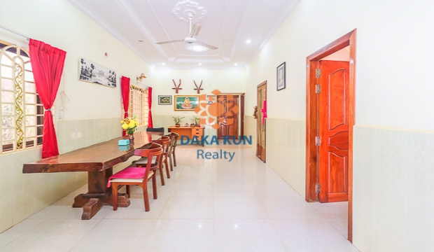 3 Bedrooms House for Rent in Siem Reap-Svay Dangkum