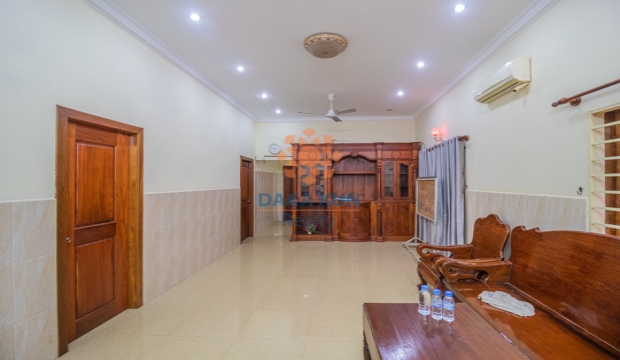 2 Bedrooms House for Rent in Siem Reap-Svay Dangkum