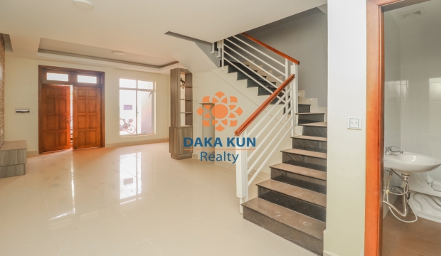 2 Bedrooms House for Sale in Siem Reap