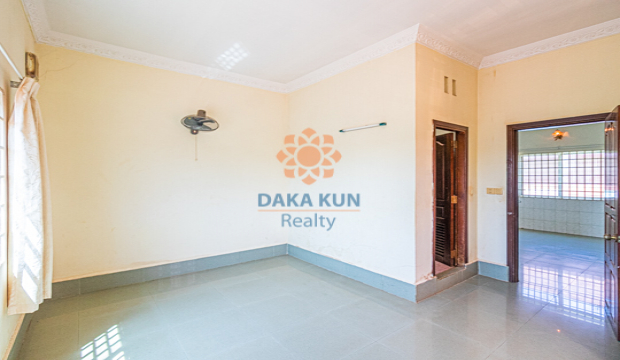 8 Bedrooms House for Rent in Krong Siem Reap-Svay Dangkum