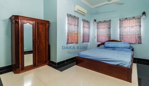 4 Bedrooms House for Rent in Sangkat Svay Dangkum, Siem Reap city