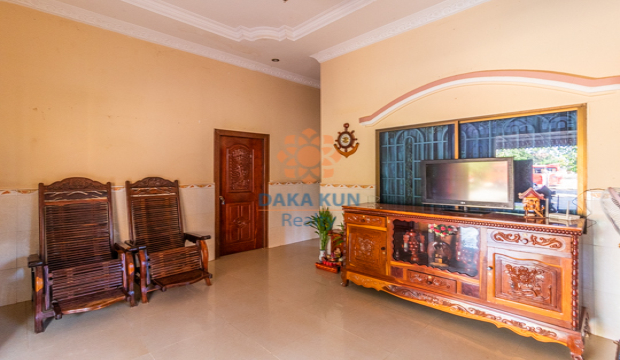 3 Bedrooms House for Rent in Krong Siem Reap-Svay Dangkum