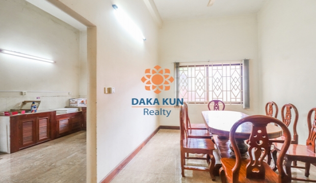 5 bedrooms House for Rent in Siem Reap-Svay Dangkum