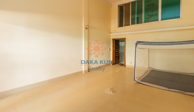 flat house for Sale in Siem Reap city-Sla Kram