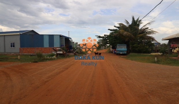 Urgent Sale Land at​ Khnar Market- Siem Reap