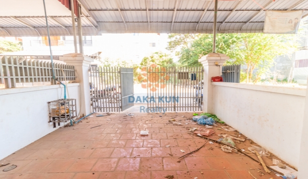 flat house for Sale in Siem Reap city-Sla Kram