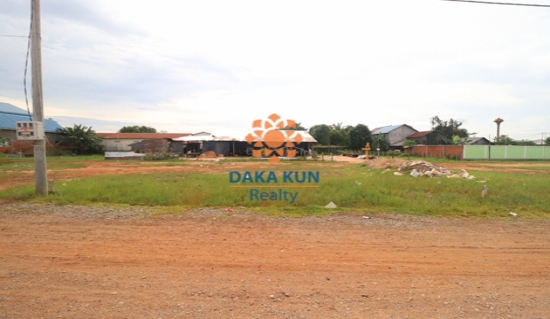 Urgent Sale Land at​ Khnar Market- Siem Reap