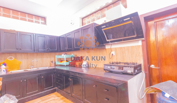 4 Bedrooms House for Rent in Krong Siem Reap-Svay dangkum