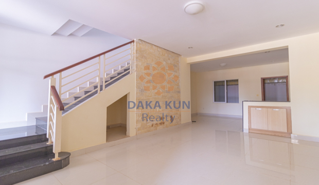 Flat House for Sale in Krong Siem Reap-Svay Dangkum