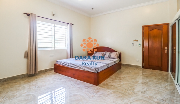 Private Villa 3 Bedrooms With Pool For Rent in Krong Siem Reap-Sla Kram