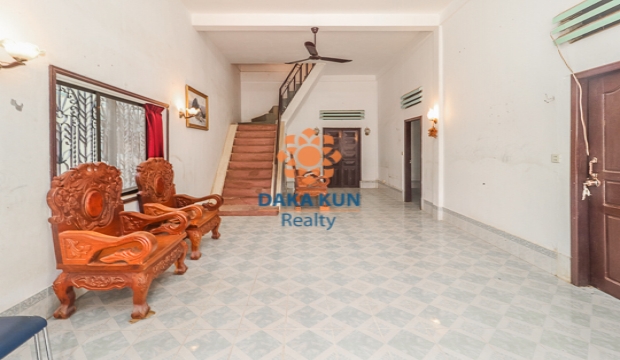 6 Bedrooms House for Rent in Siem Reap-Svay Dangkum