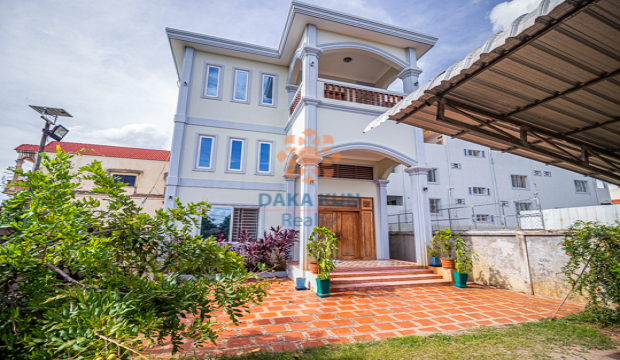 5 Bedrooms House for Rent in Krong Siem Reap-Sala Kamreuk