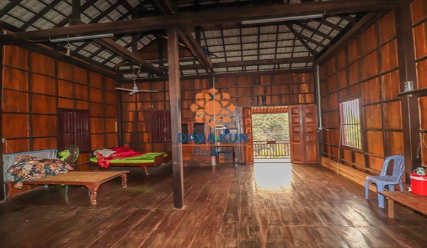 Wooden House for Rent in Siem Reap-Sala Kamreuk