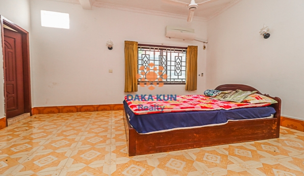 4 Bedrooms House for Rent in Siem Reap-Svay Dangkum