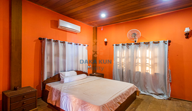 3 Bedrooms Wooden House for Rent in Siem Reap-Sala Kamreuk