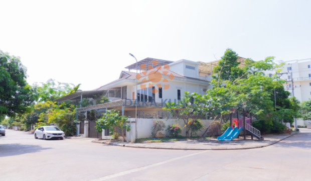 4 Bedrooms House for Rent in Krong Siem Reap-Svay dangkum