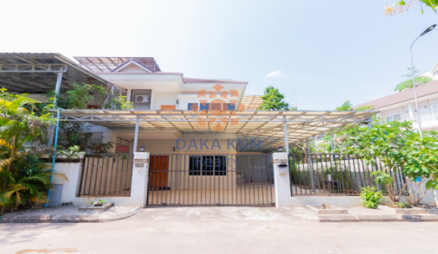 4 Bedrooms House for Rent in Krong Siem Reap-Svay dangkum