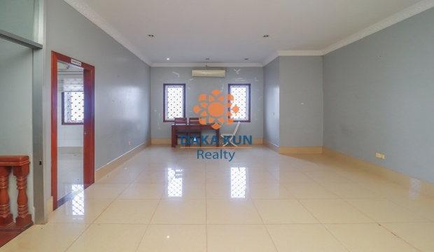 6 Bedrooms House for Rent in Siem Reap-Sala Kamreuk