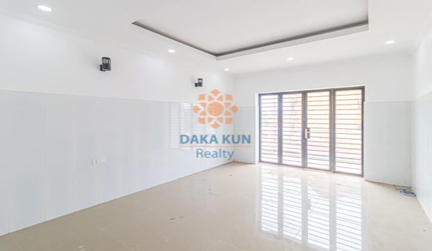 4 Bedrooms House for Rent in Siem Reap-Sala Kamreuk