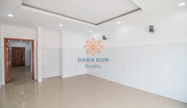 4 Bedrooms House for Rent in Siem Reap-Sala Kamreuk