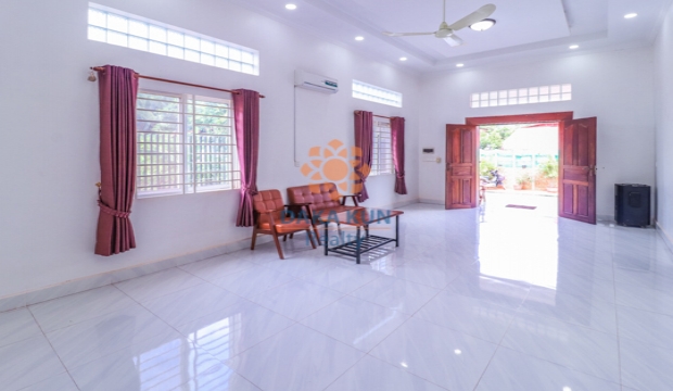 2 Bedrooms House for Rent in Siem Reap-Sla Kram