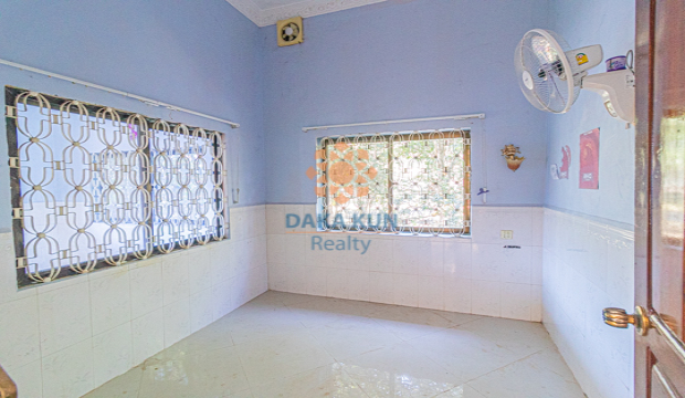 3 Bedrooms House for Rent in Krong Siem Reap-Sala Kamreuk