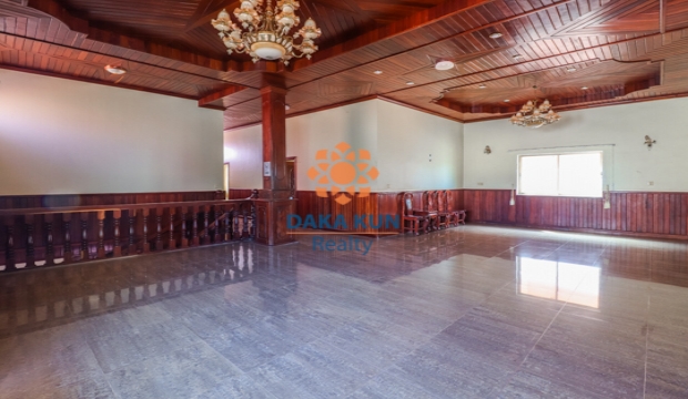 5 Bedrooms House for Rent in Siem Reap-Svay Dangkum